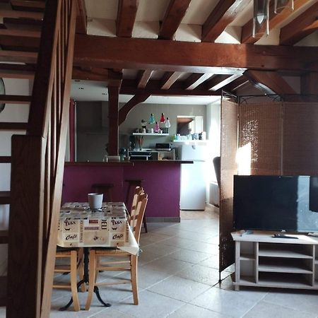 Charmante Petite Maison De Bourg Apartment Autry-le-Chatel Exterior foto